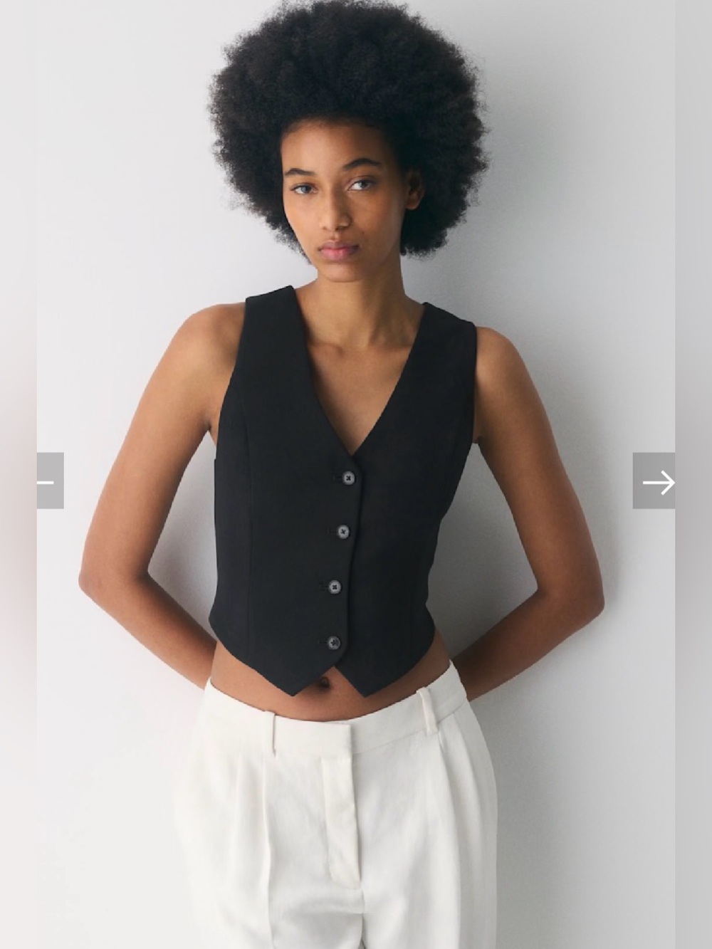 Aritzia Babaton black Vest Sz 2 gently used